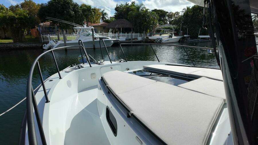 1 5M  1 8M Targa 41 41ft Targa Yacht For Sale