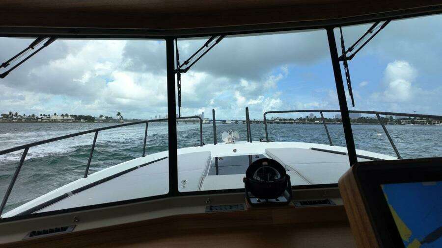 1 5M  1 8M Targa 41 41ft Targa Yacht For Sale