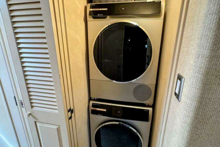 TENACITY 58ft Bertram Yacht For Sale