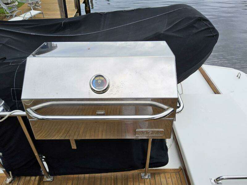 Safari 46ft Grand Banks Yacht For Sale
