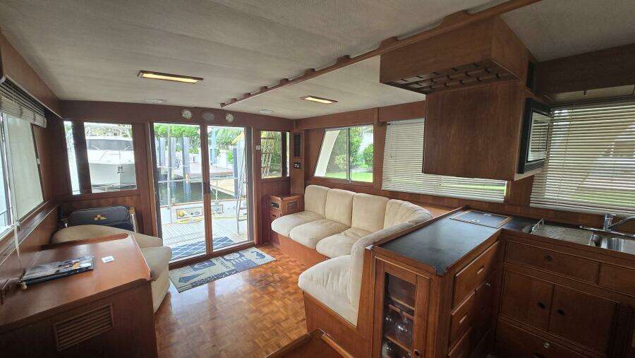 Safari 46ft Grand Banks Yacht For Sale
