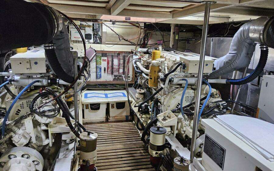 Safari 46ft Grand Banks Yacht For Sale