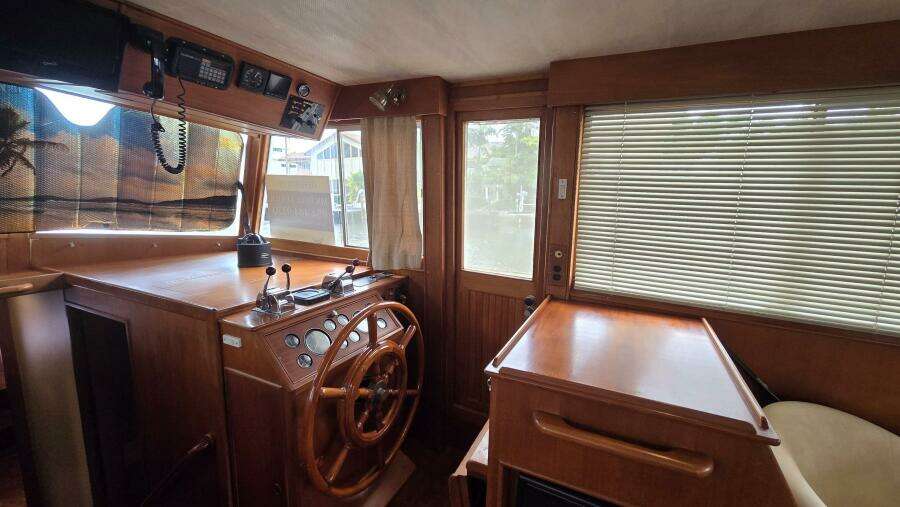 Safari 46ft Grand Banks Yacht For Sale