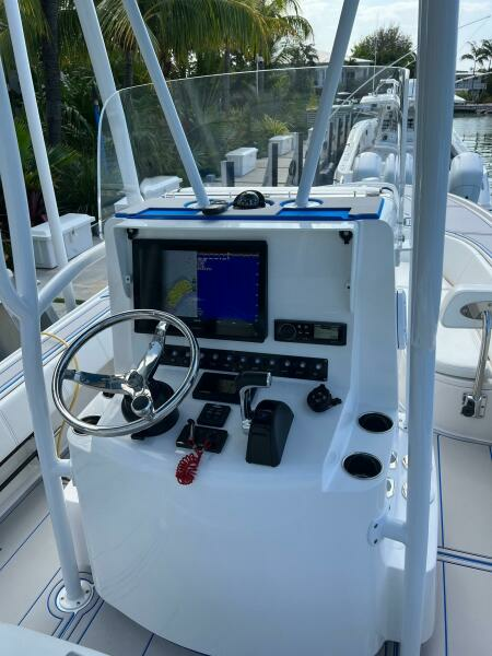 25ft Contender Yacht For Sale