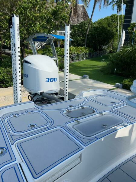 25ft Contender Yacht For Sale