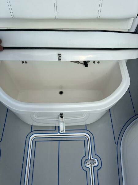 25ft Contender Yacht For Sale