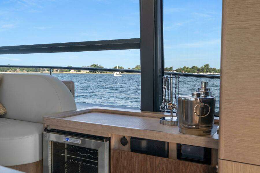 48ft Absolute Yacht For Sale