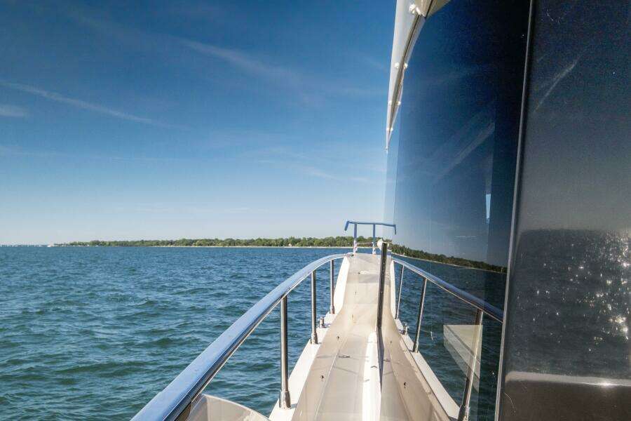 48ft Absolute Yacht For Sale