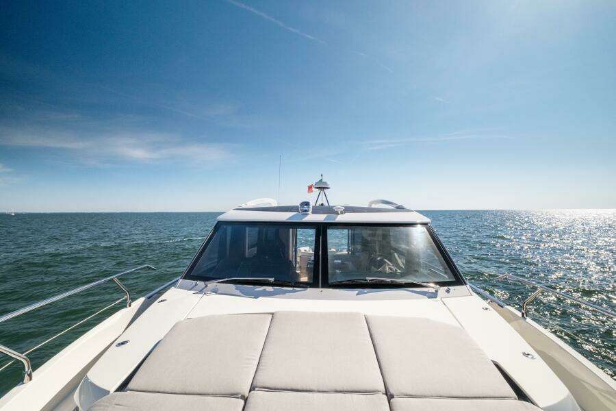 48ft Absolute Yacht For Sale