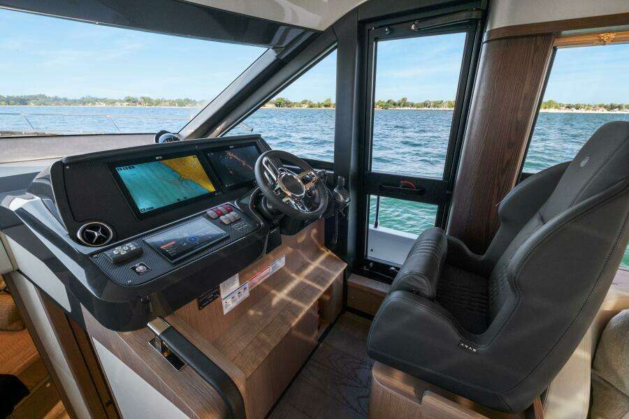 48ft Absolute Yacht For Sale