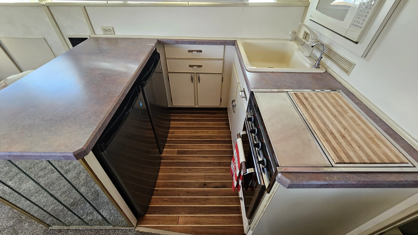 1971 Chris-Craft 47 Commander
