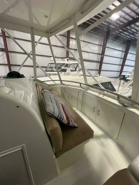 43ft Hatteras Yacht For Sale