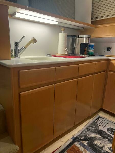 43ft Hatteras Yacht For Sale