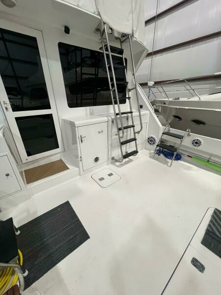 43ft Hatteras Yacht For Sale