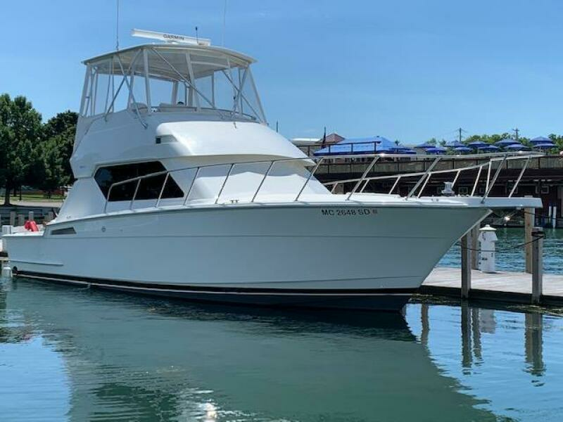 43ft Hatteras Yacht For Sale