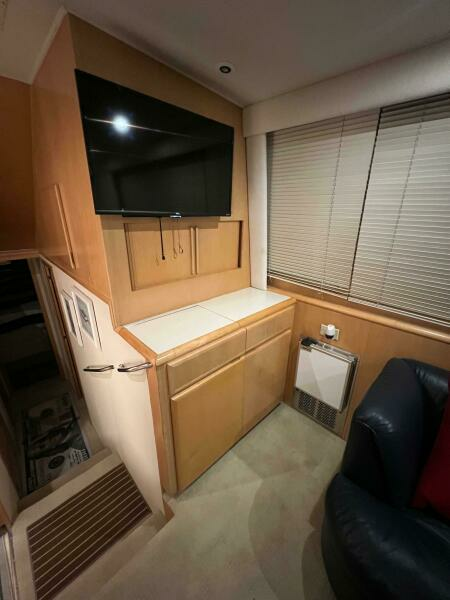 43ft Hatteras Yacht For Sale