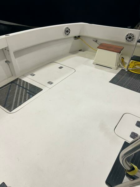 43ft Hatteras Yacht For Sale