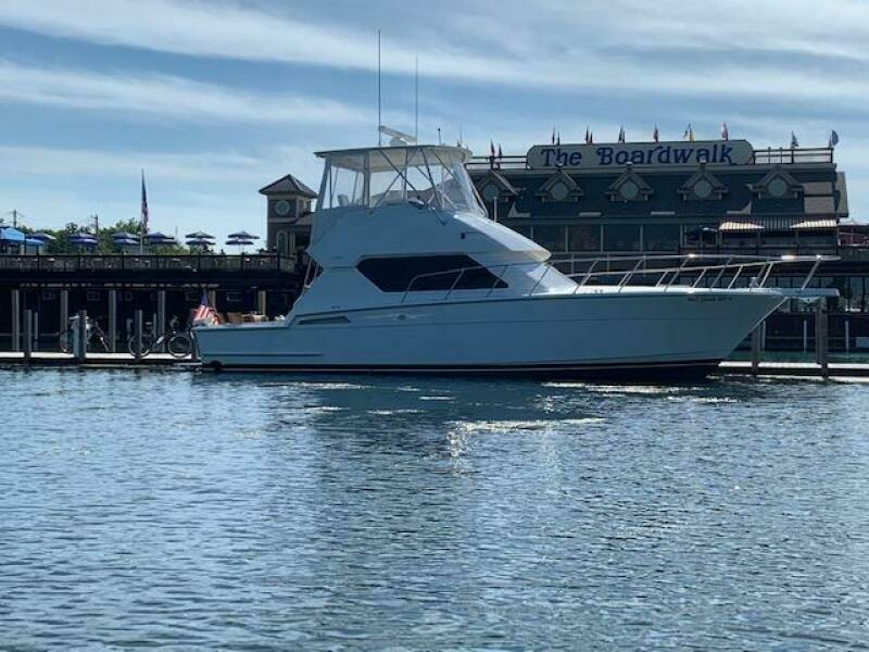 43ft Hatteras Yacht For Sale