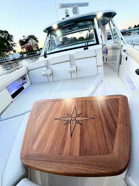 38ft Boston Whaler Yacht For Sale