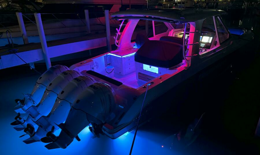 38ft Boston Whaler Yacht For Sale