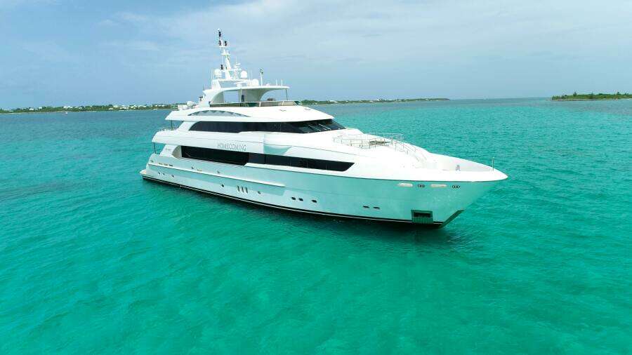 HOMECOMING 136ft Horizon Yacht For Sale