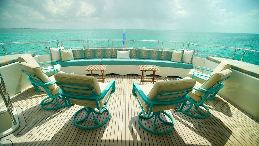 HOMECOMING 136ft Horizon Yacht For Sale