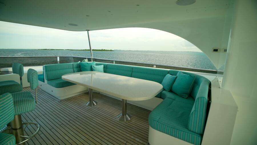 HOMECOMING 136ft Horizon Yacht For Sale