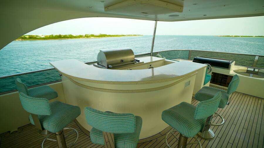 HOMECOMING 136ft Horizon Yacht For Sale