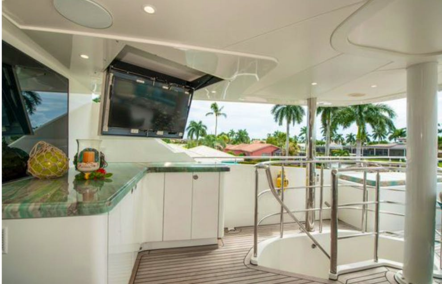 HOMECOMING 136ft Horizon Yacht For Sale