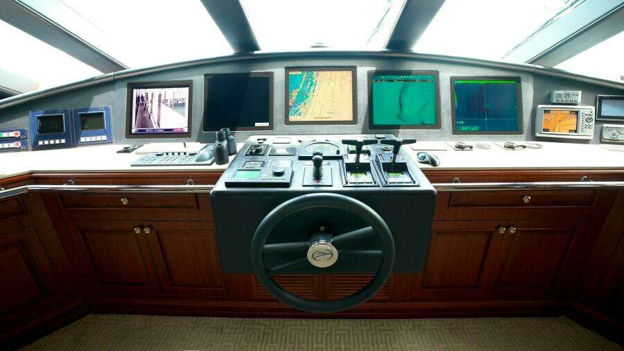 HOMECOMING 136ft Horizon Yacht For Sale