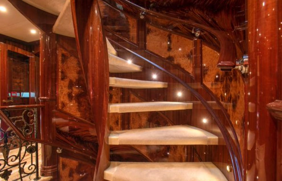 HOMECOMING 136ft Horizon Yacht For Sale