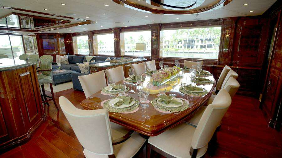 HOMECOMING 136ft Horizon Yacht For Sale