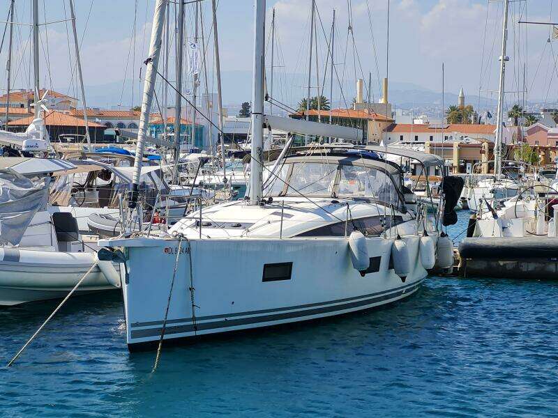 51ft Jeanneau Yacht For Sale