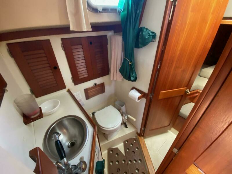 35ft Bristol Yacht For Sale