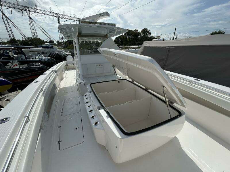 40ft Invincible Yacht For Sale