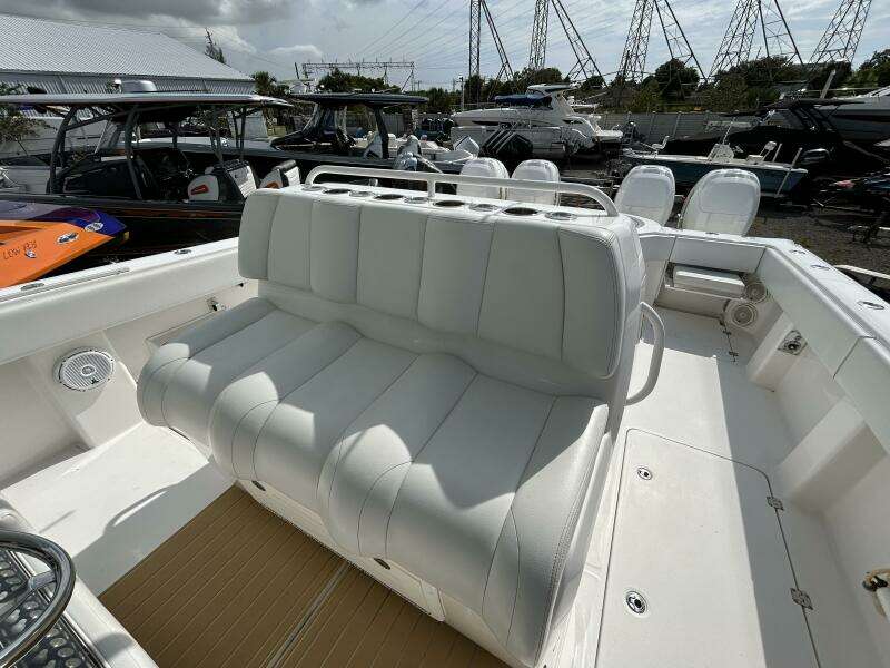 40ft Invincible Yacht For Sale