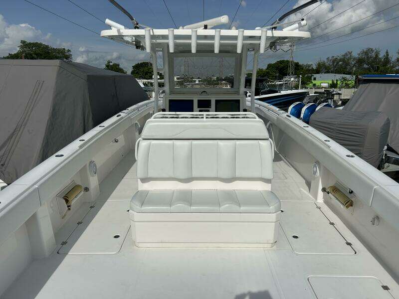 40ft Invincible Yacht For Sale