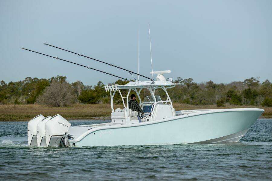 34ft Yellowfin Yacht For Sale