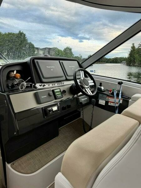 45ft Four Winns Yacht For Sale