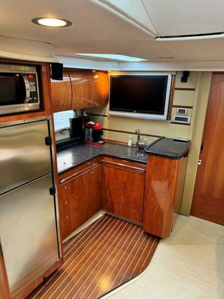 45ft Four Winns Yacht For Sale