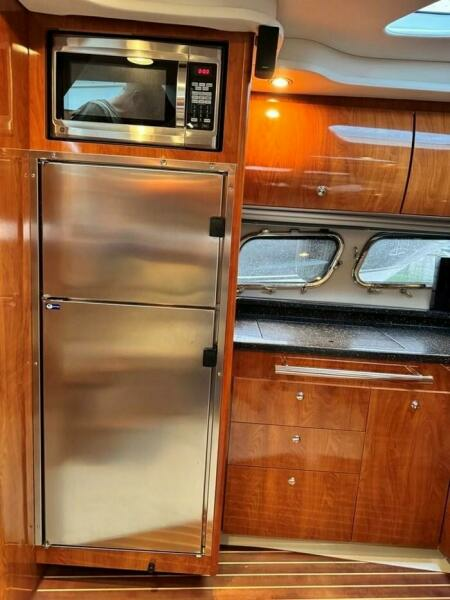 45ft Four Winns Yacht For Sale