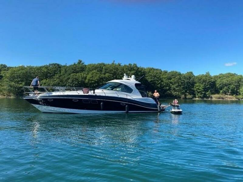 45ft Four Winns Yacht For Sale