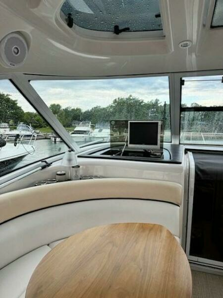 45ft Four Winns Yacht For Sale