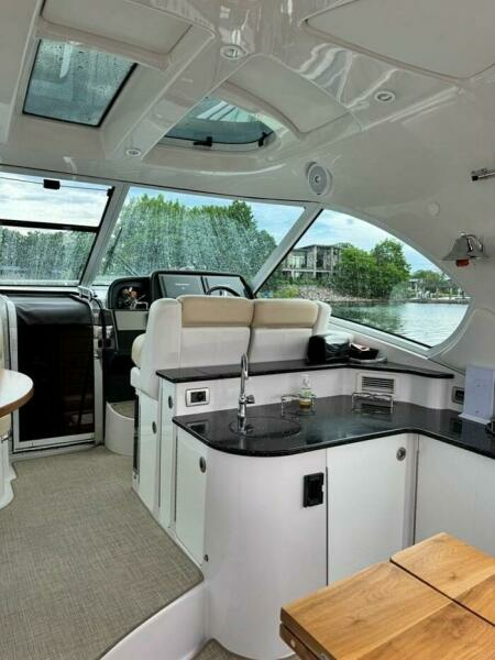 45ft Four Winns Yacht For Sale