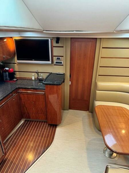 45ft Four Winns Yacht For Sale