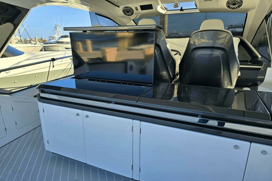 MAKING MEMORIES II 47ft Azimut Yacht For Sale