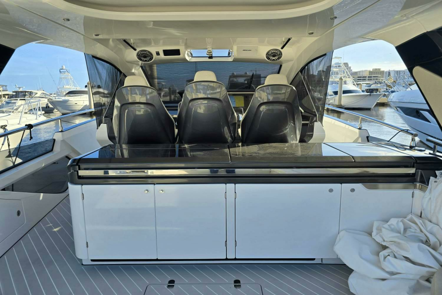 MAKING MEMORIES II 47ft Azimut Yacht For Sale