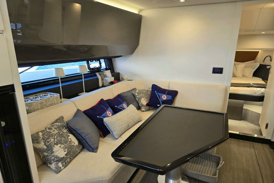 MAKING MEMORIES II 47ft Azimut Yacht For Sale