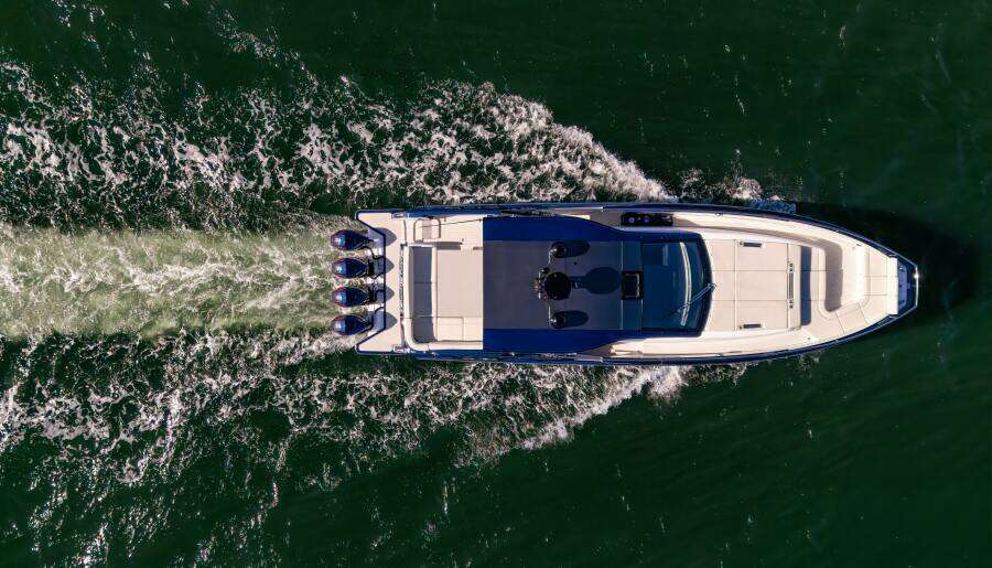 MAKING MEMORIES II 47ft Azimut Yacht For Sale