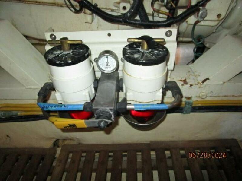 49' DeFever port Racor fuel filters